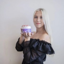 Purple mask for blond hair by Hair Jazz